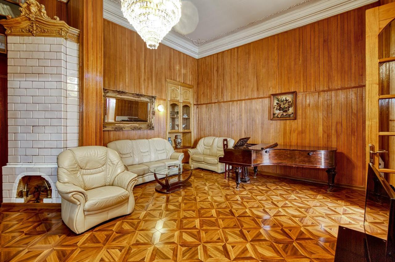 Town Center Rustaveli Aparthotel Tbilisi Ngoại thất bức ảnh