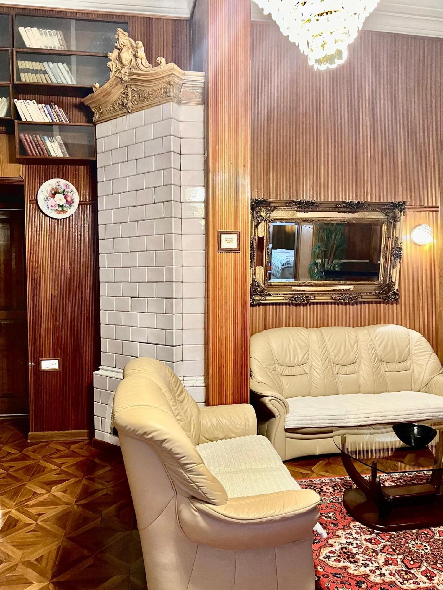 Town Center Rustaveli Aparthotel Tbilisi Ngoại thất bức ảnh